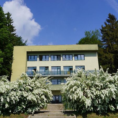 Hotel Chytrov Volfirov Exteriör bild